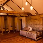 아파트 The Loft With A View 카베세이라스 드 바스투
